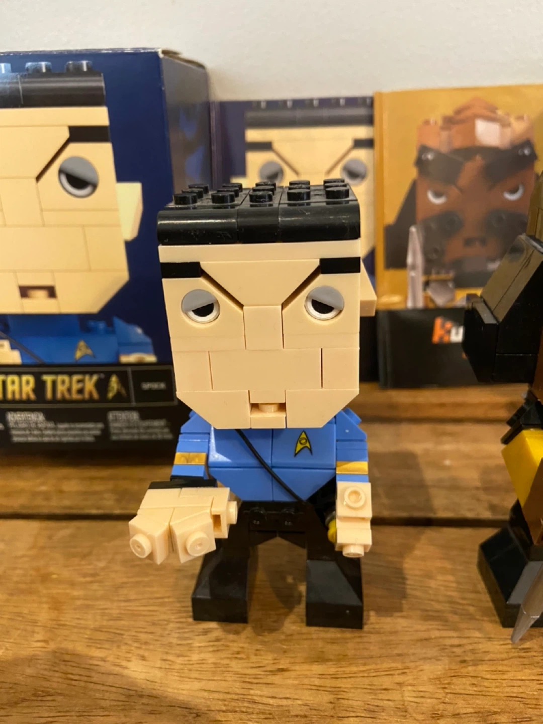 Mega Bloks Kubros Star Trek Spock and Worf - photo 2