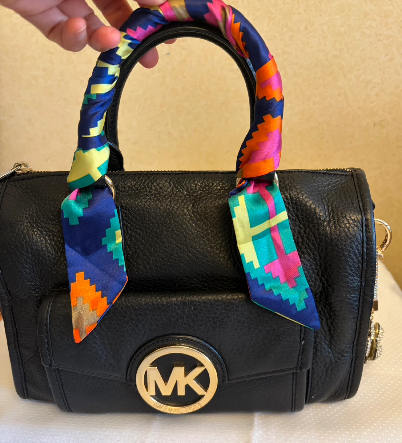 Michael Kors Black Leather Satchel with Scarf and Charm - photo 3