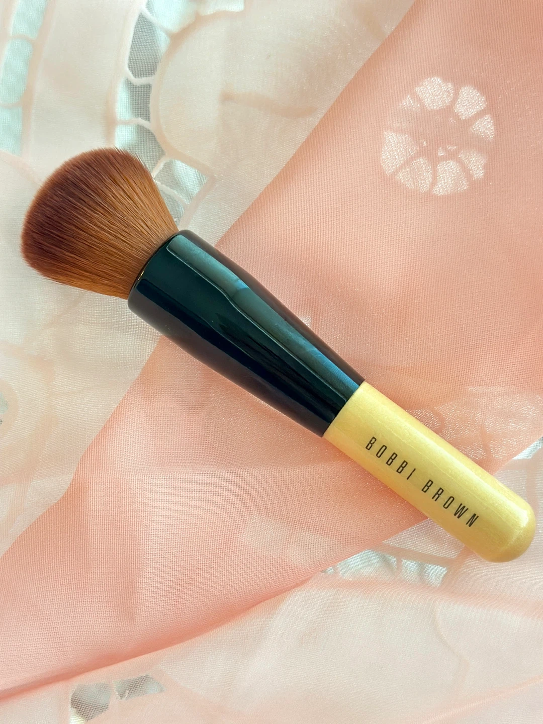 Bobbi Brown Full Coverage Face Brush