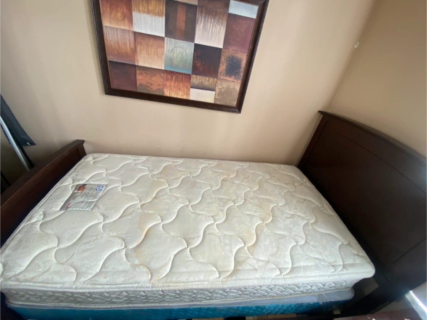NEED GONE BY MARCH 2ND - Twin SPRING Bed Mattress + Brown Frame) - photo 2