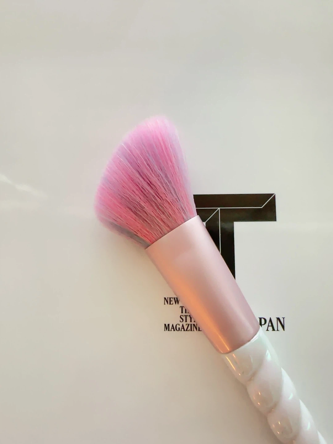 Unicorn Handle Makeup Brush - photo 2