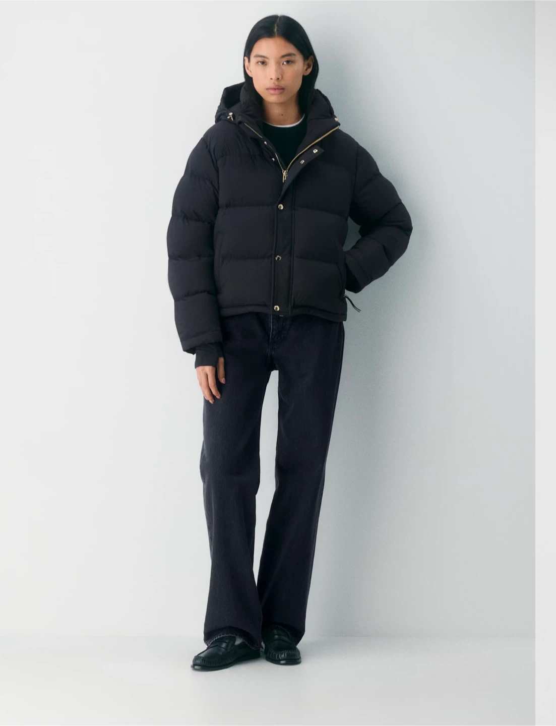 Aritzia The Super Puff shorty black/gold - photo 3