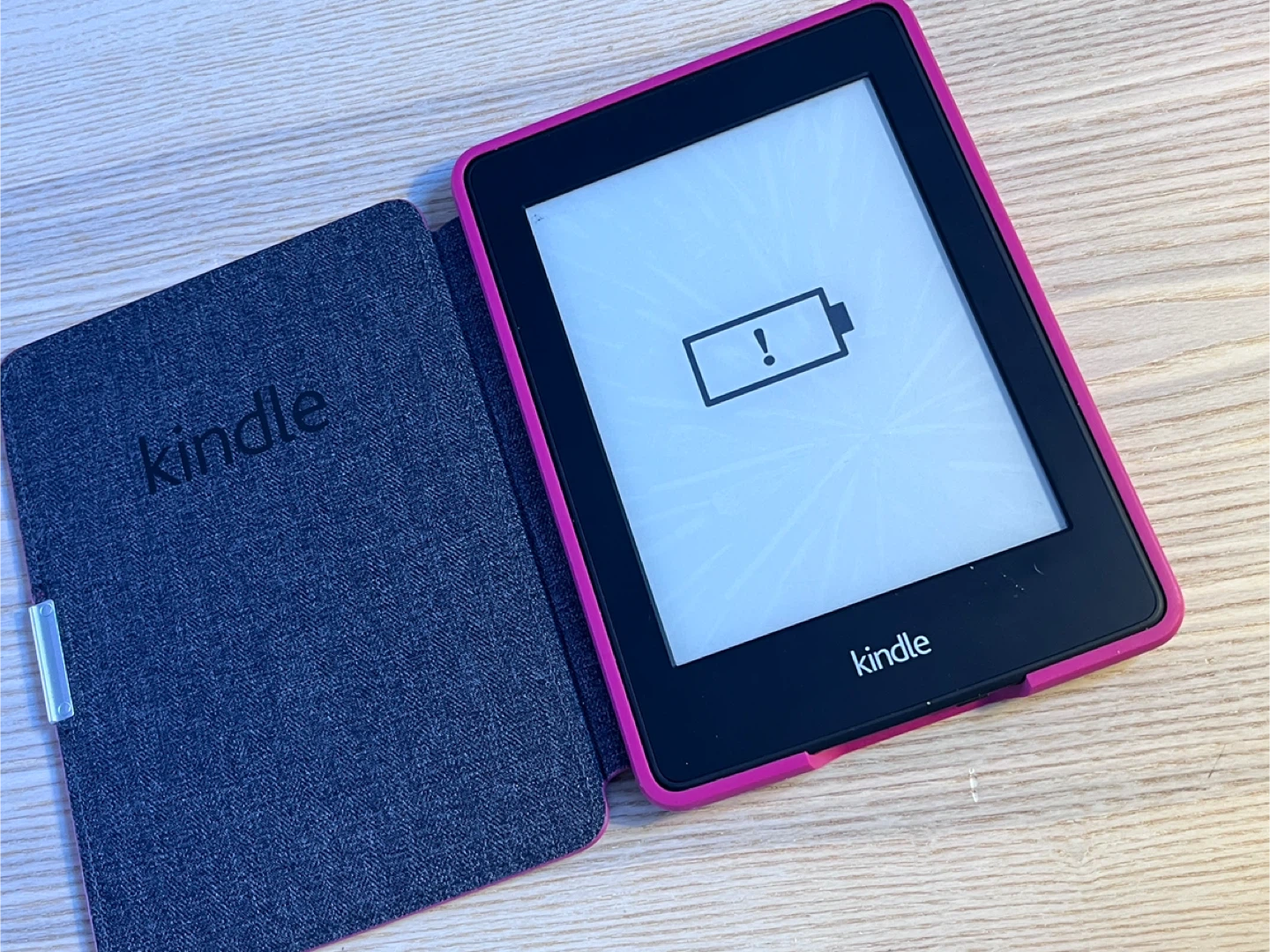 Amazon Kindle Paperwhite 3 (DP75SDI) with Cover