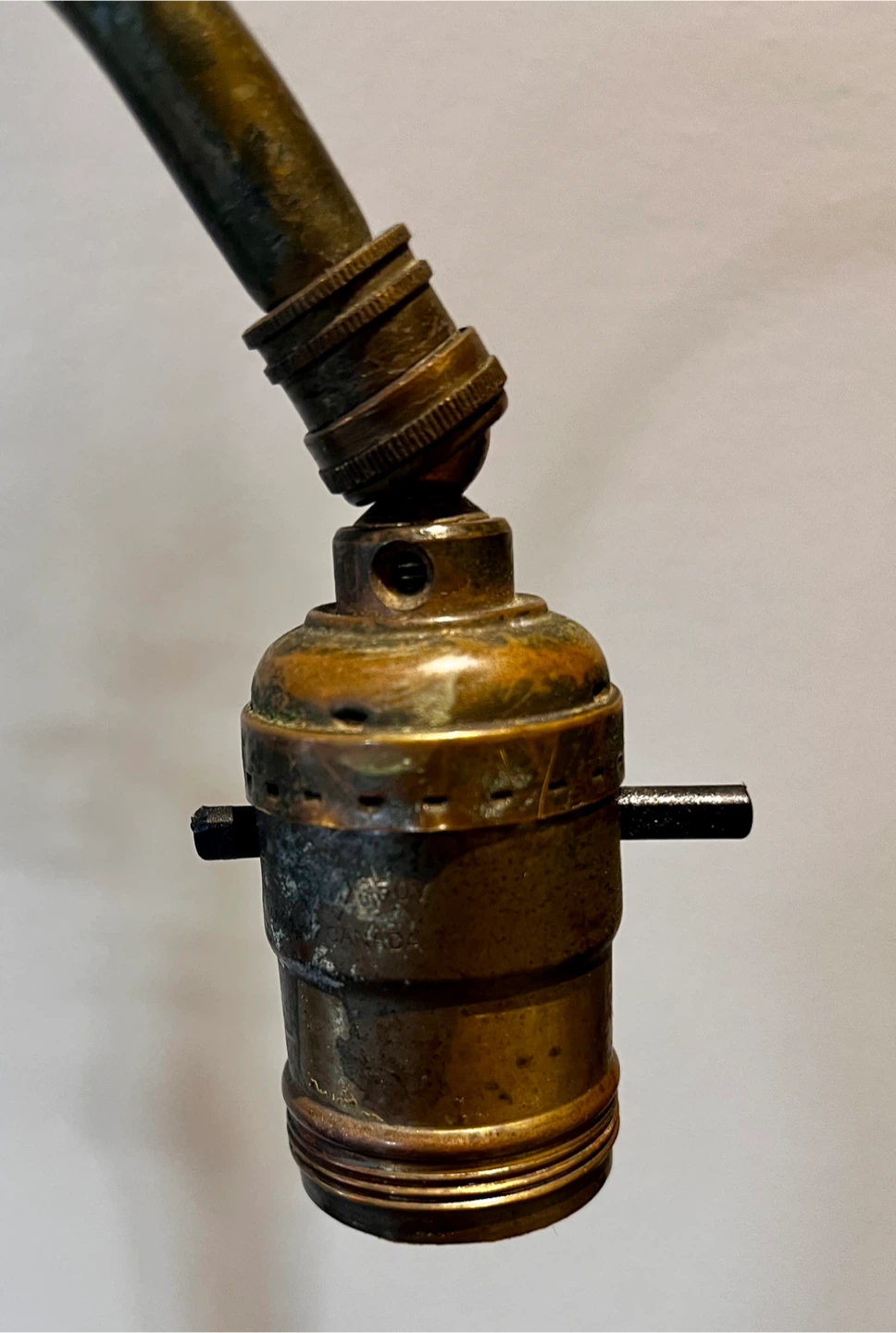 🧡 Antique Floor Lamp - Ornate Metal Design - photo 3