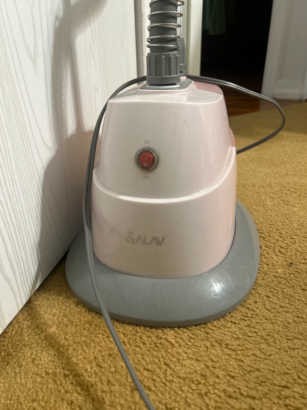 SALAV Garment Steamer - photo 2