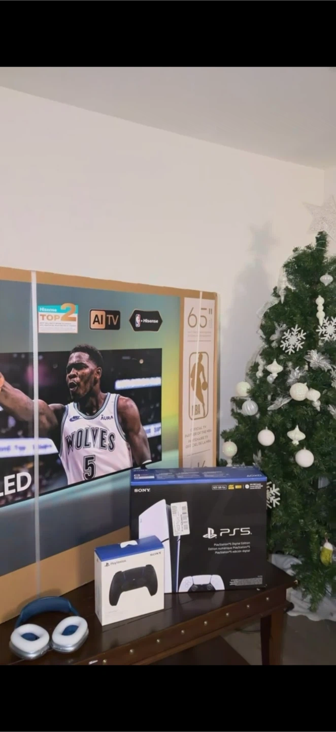 Hisense 65" QLED AI TV