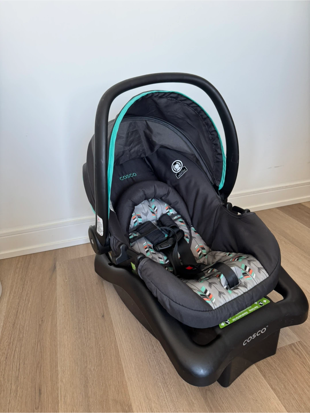 Car Seat and Base - photo 2