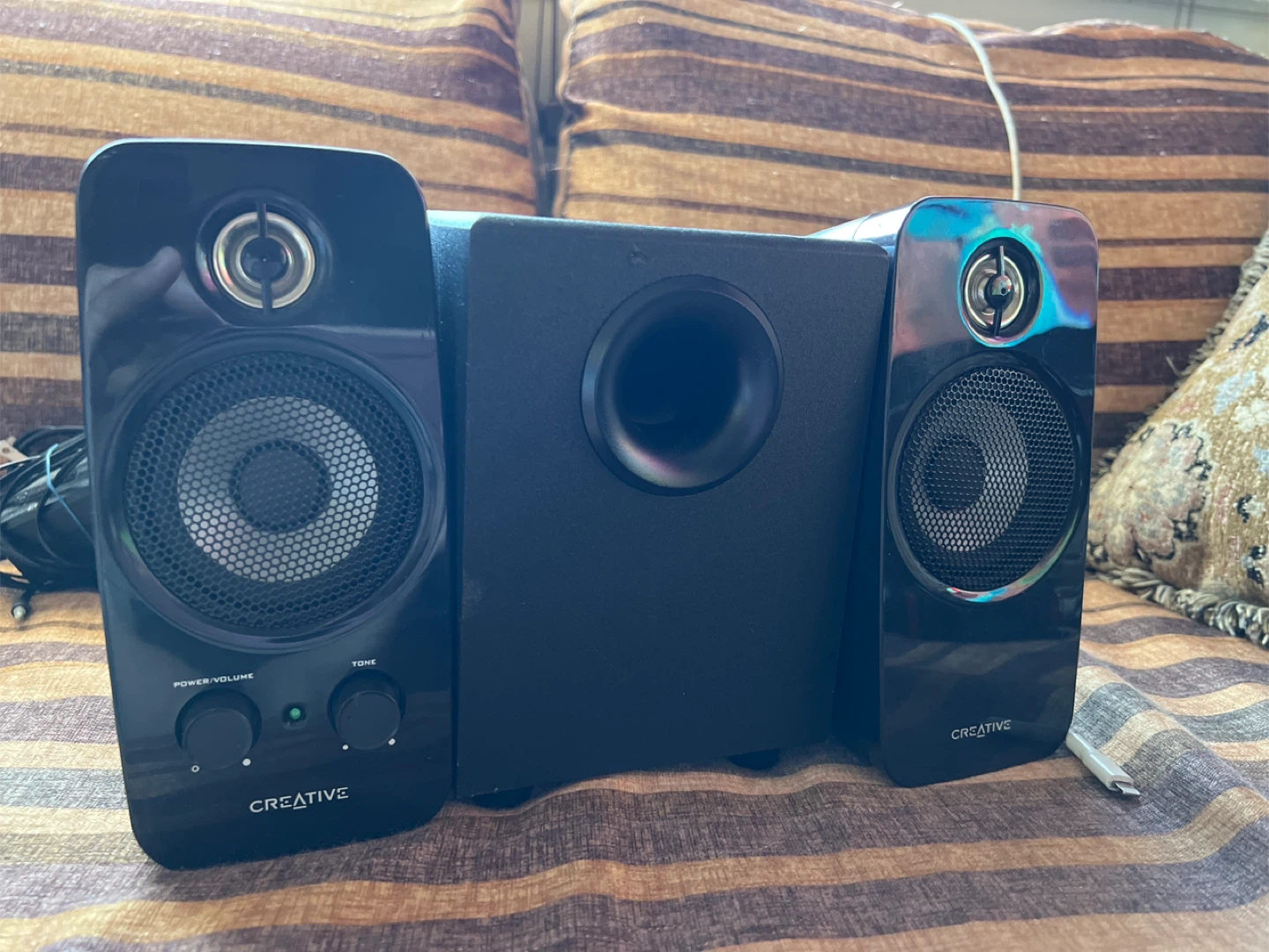Creative Inspire T10 2.0 Desktop Speakers