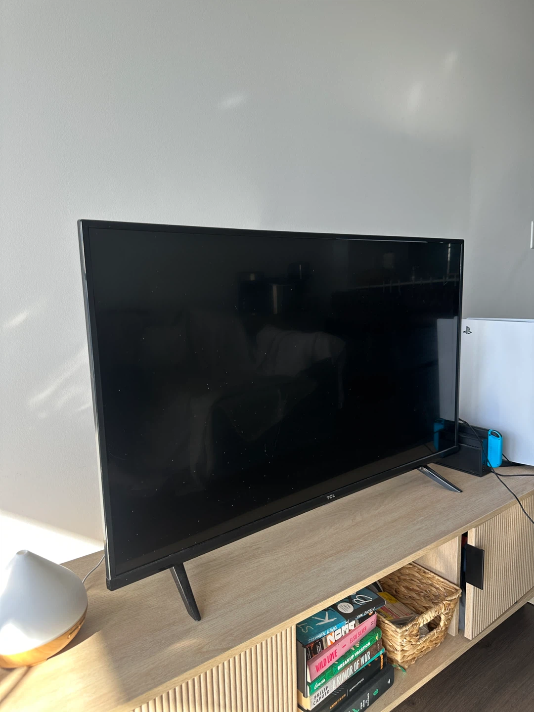 TCL Television