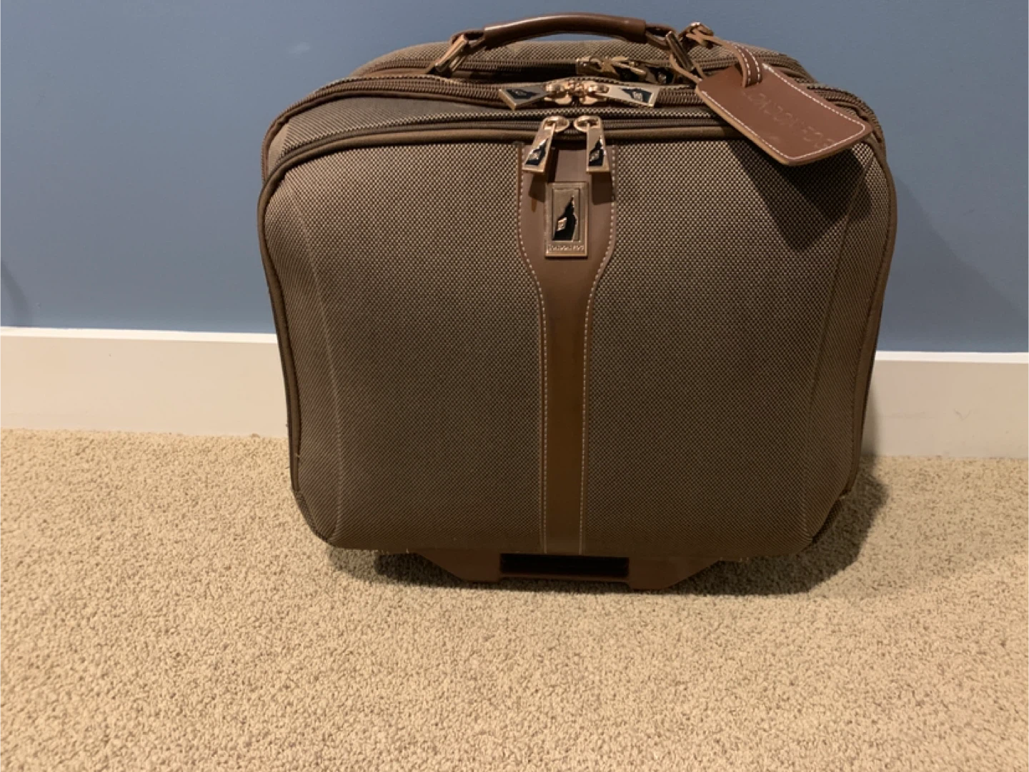 London Fog 16” Rolling Carry-On bag