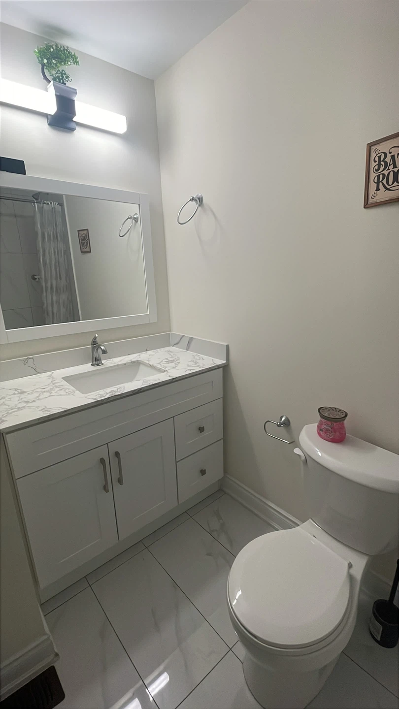 Master bedroom for rent - photo 5