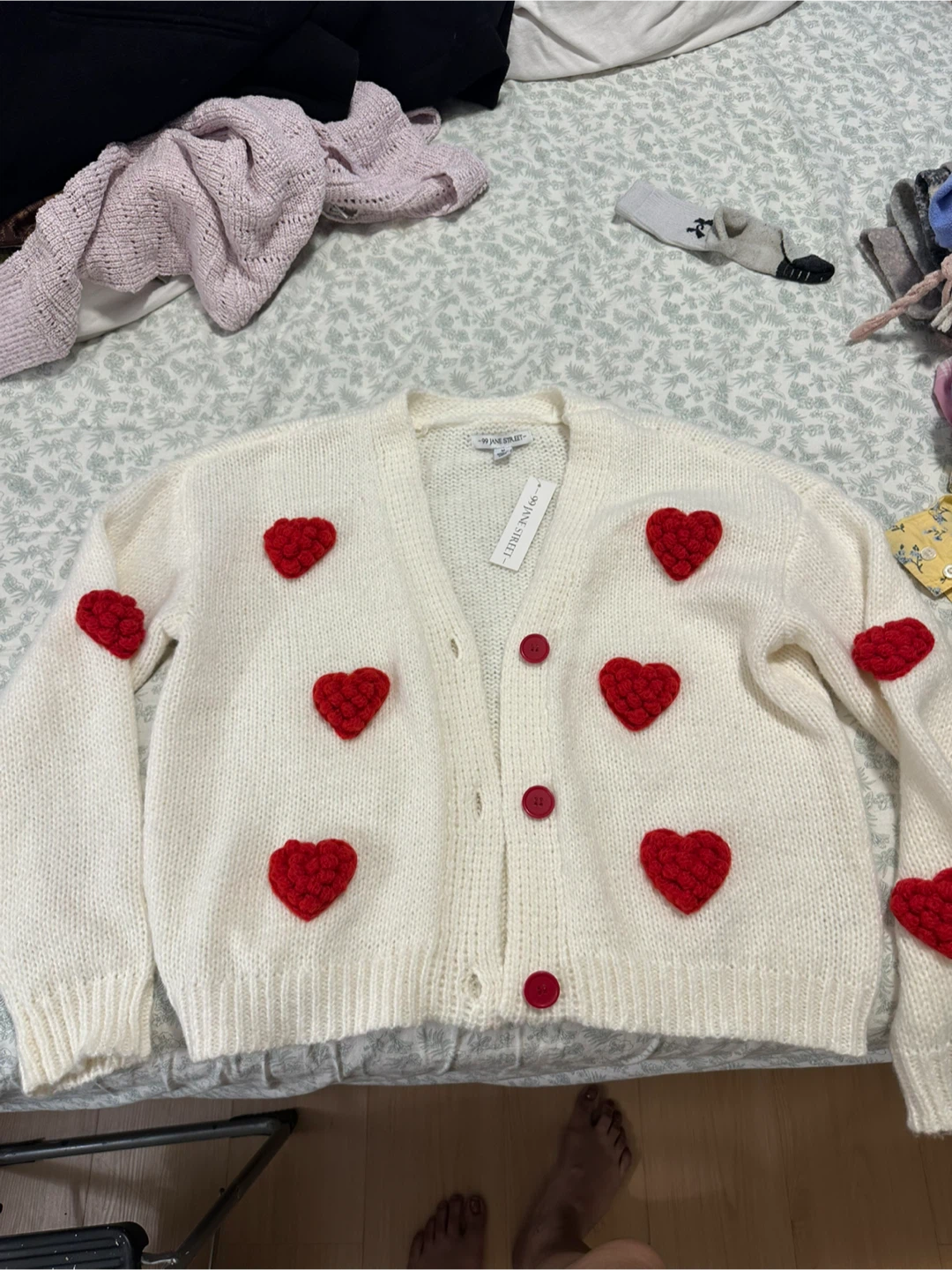 Women  Cream Heart Cardigan - Medium