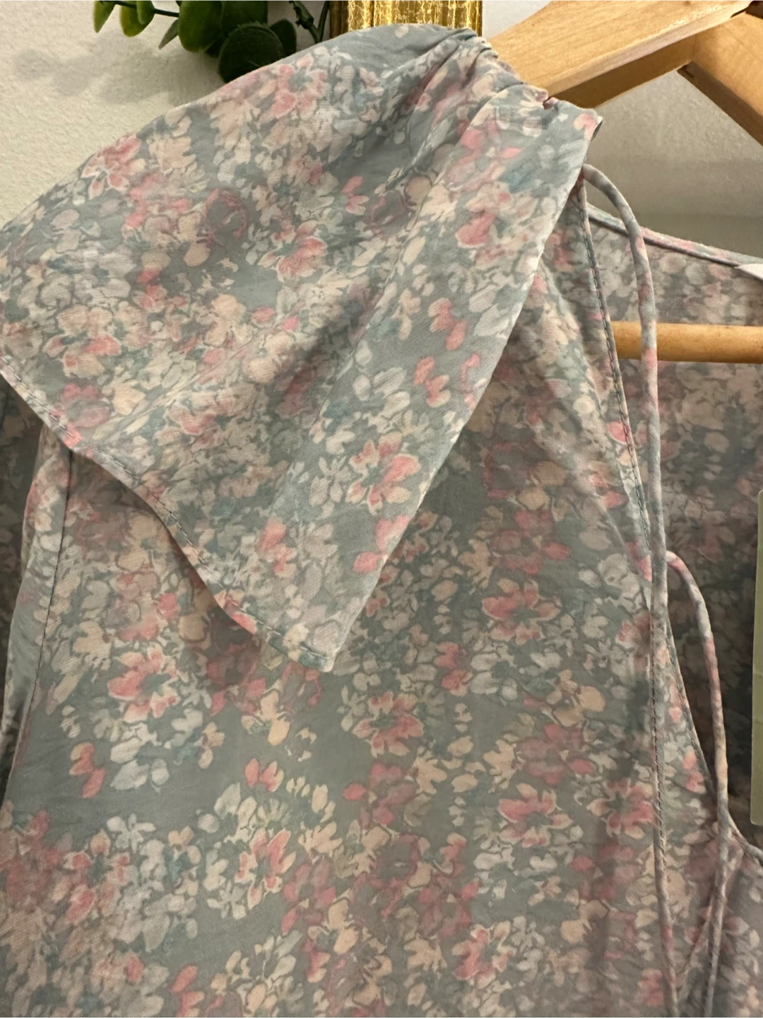 H&M Floral Print Long Sleeve Blouse Size M - photo 3