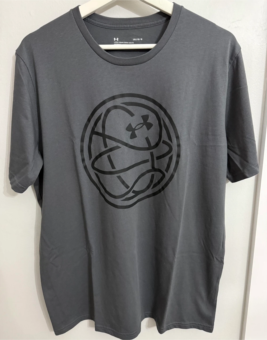 Under Armour Men's Graphic T-Shirt Large Grey Loose Fit