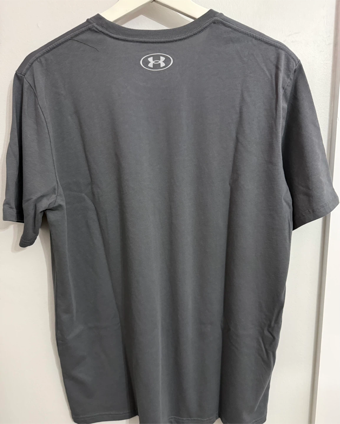 Under Armour Men's Graphic T-Shirt Large Grey Loose Fit - photo 2