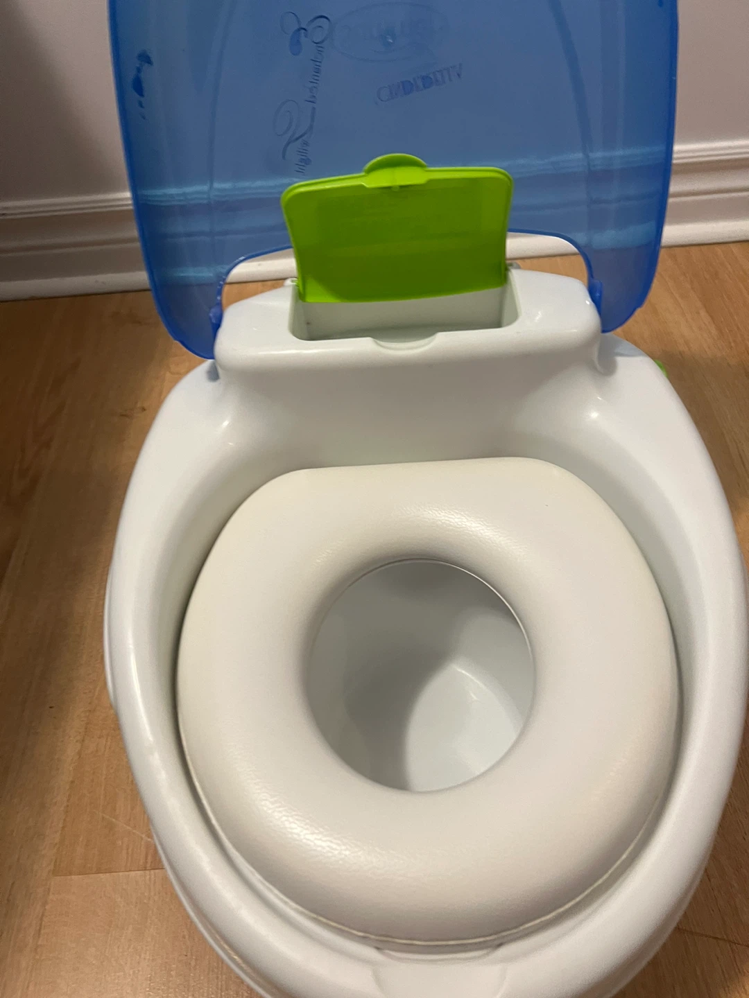 Summer Infant Cinderella Potty Training Toilet