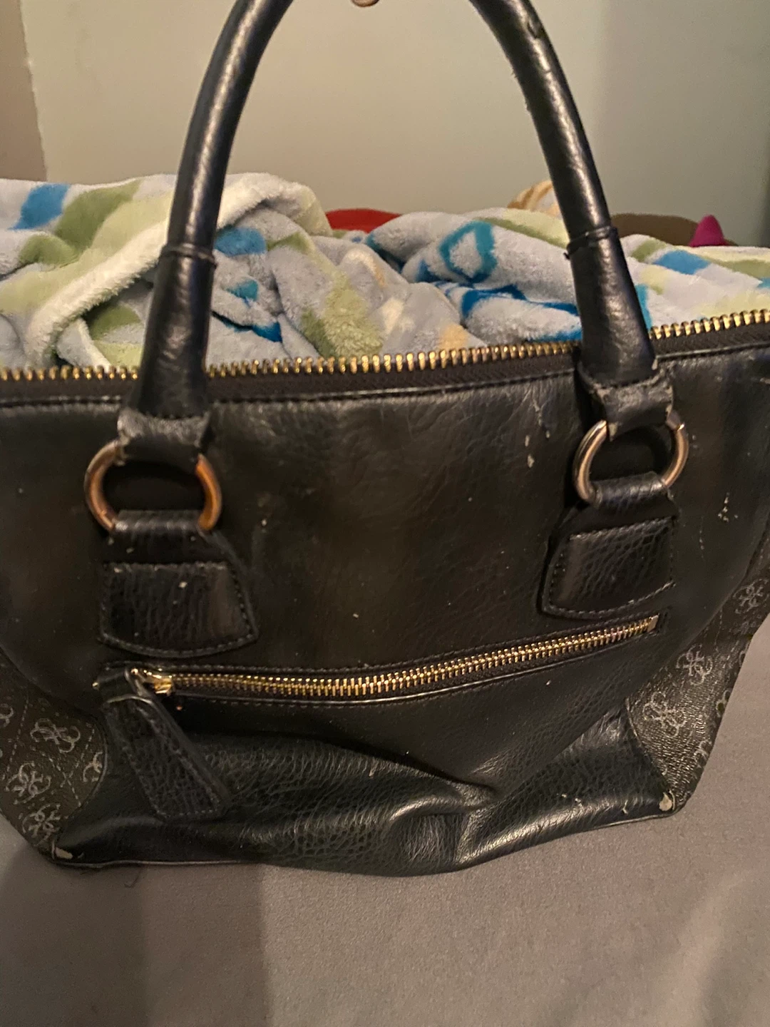 Guess Black Monogram Satchel Handbag - photo 3