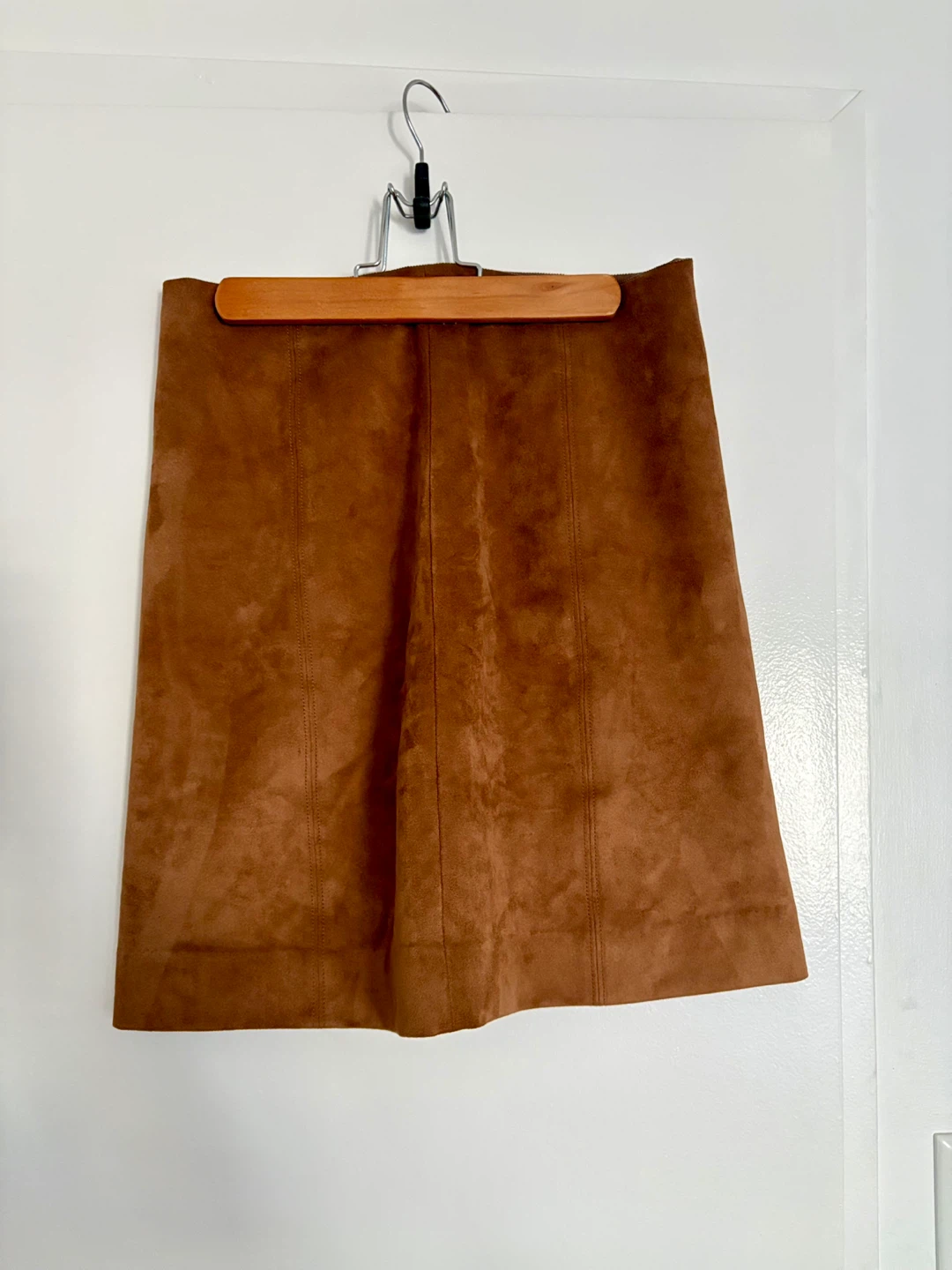 Babaton Hopper Suede Skirt - Dark Camel Size 4