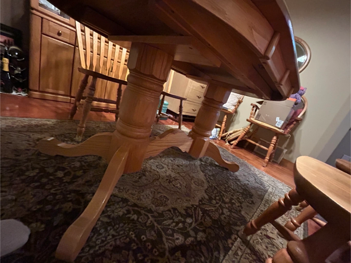 Table and Chairs - photo 3