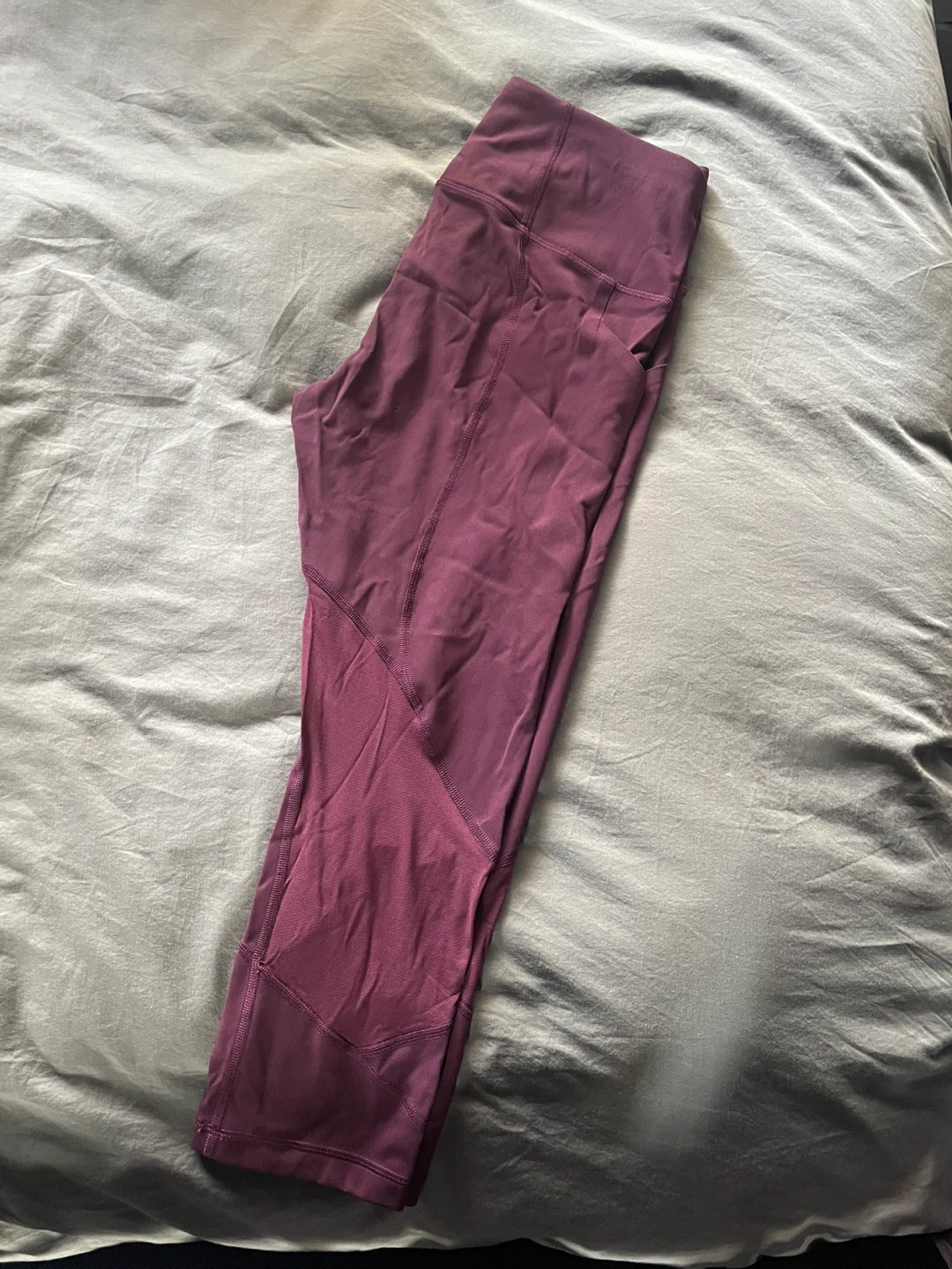 Lululemon Burgundy Capris Size 8