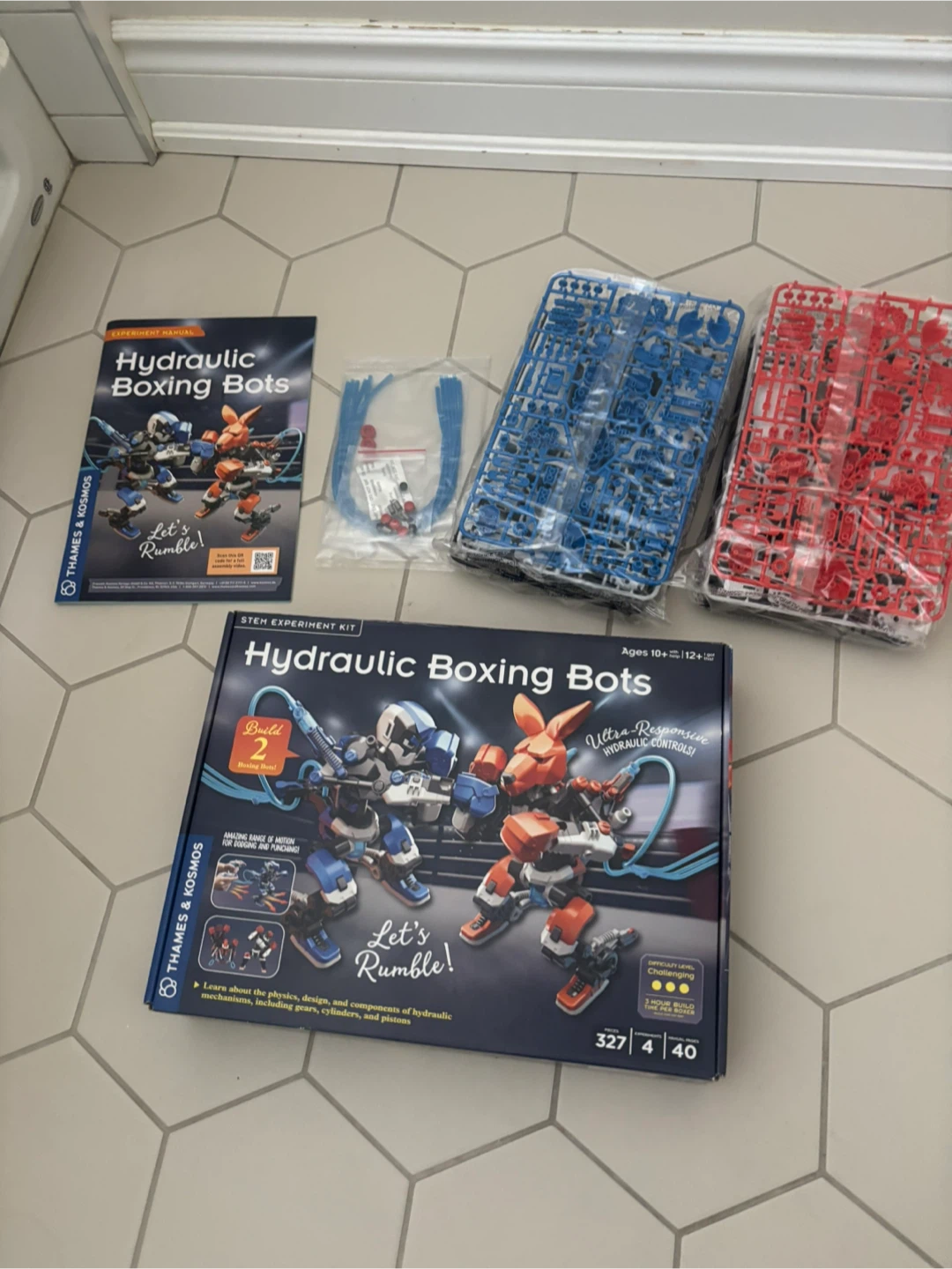 Thames & Kosmos Hydraulic Boxing Bots STEM Kit