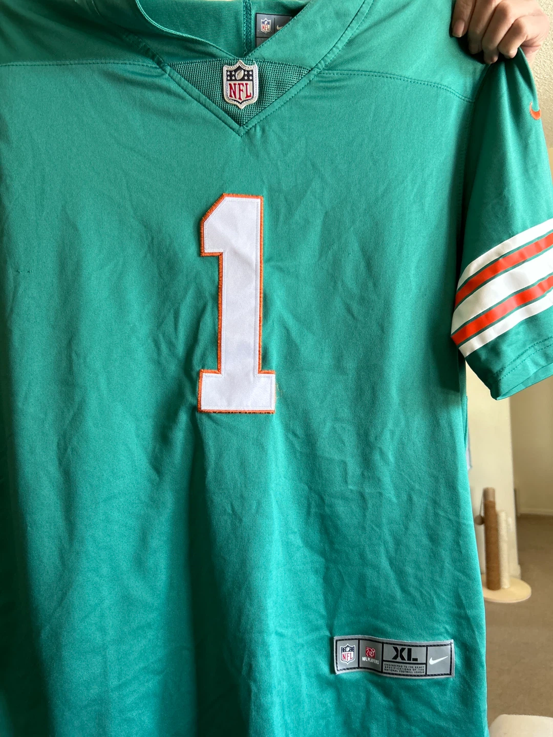 Miami Dolphins Tagovailoa #1 Jersey XL