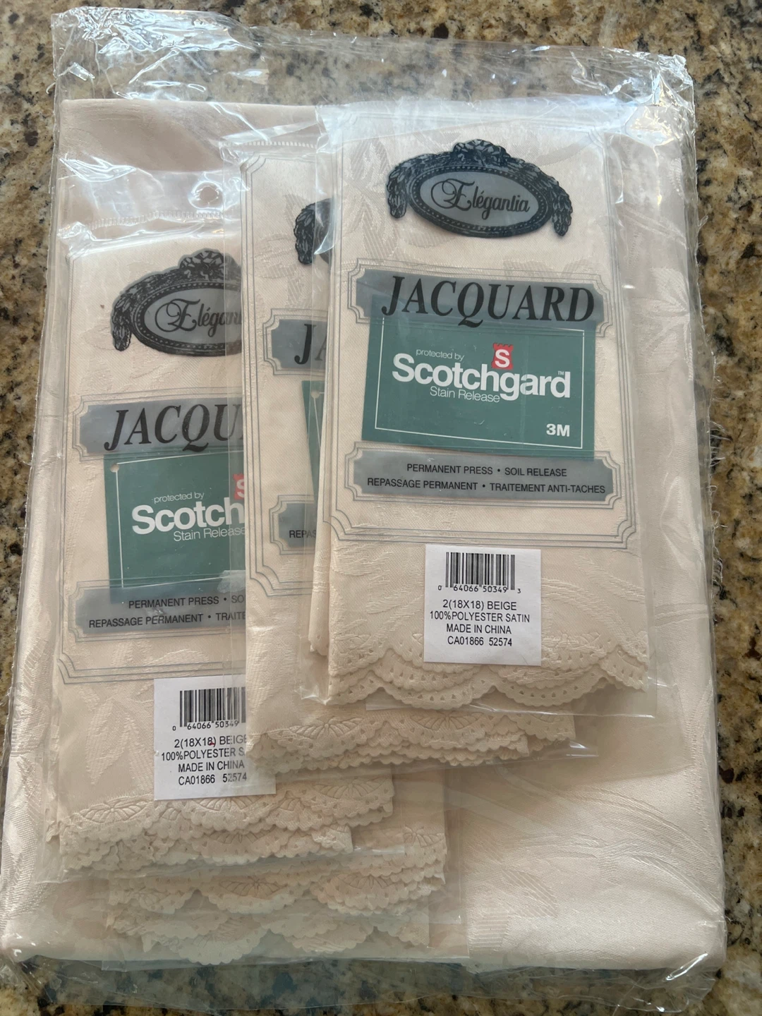 Elegancia Jacquard Tablecloth 90 Round Beige - photo 4