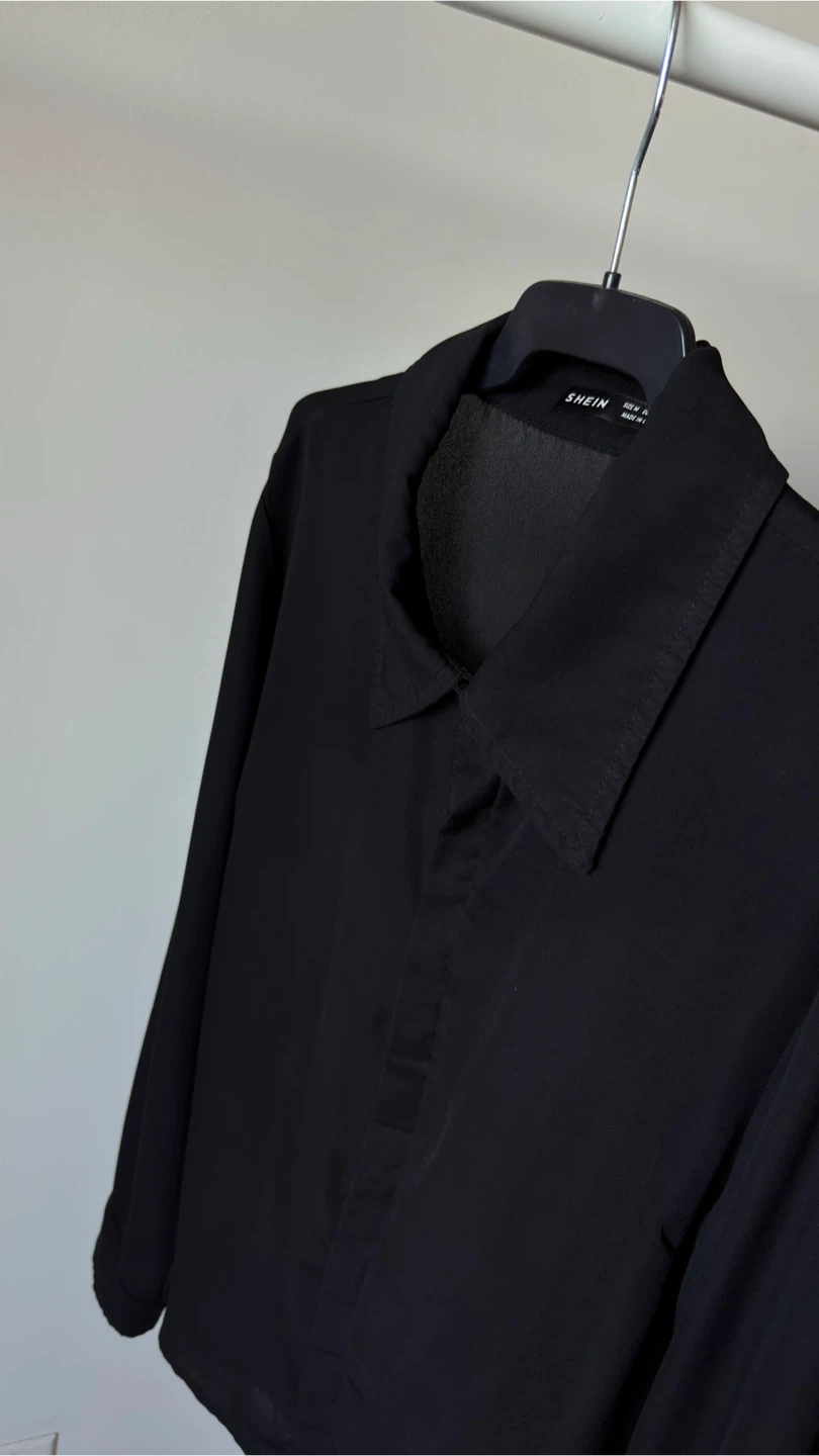 Black SHEIN Collared Button-Up Blouse - photo 2