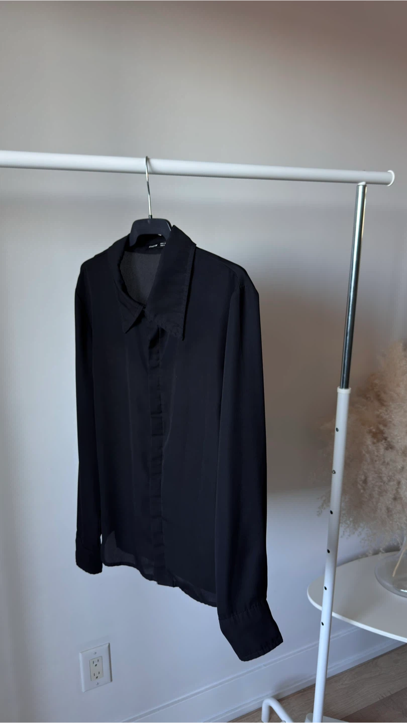 Black SHEIN Collared Button-Up Blouse - photo 5