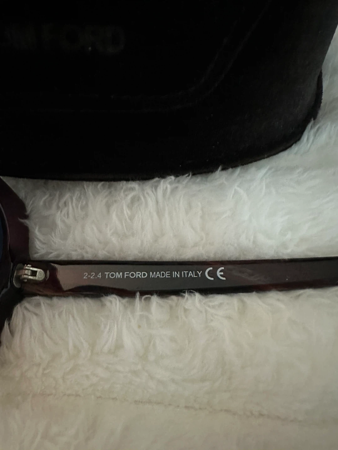 Tom Ford Sunglasses with Case - photo 4