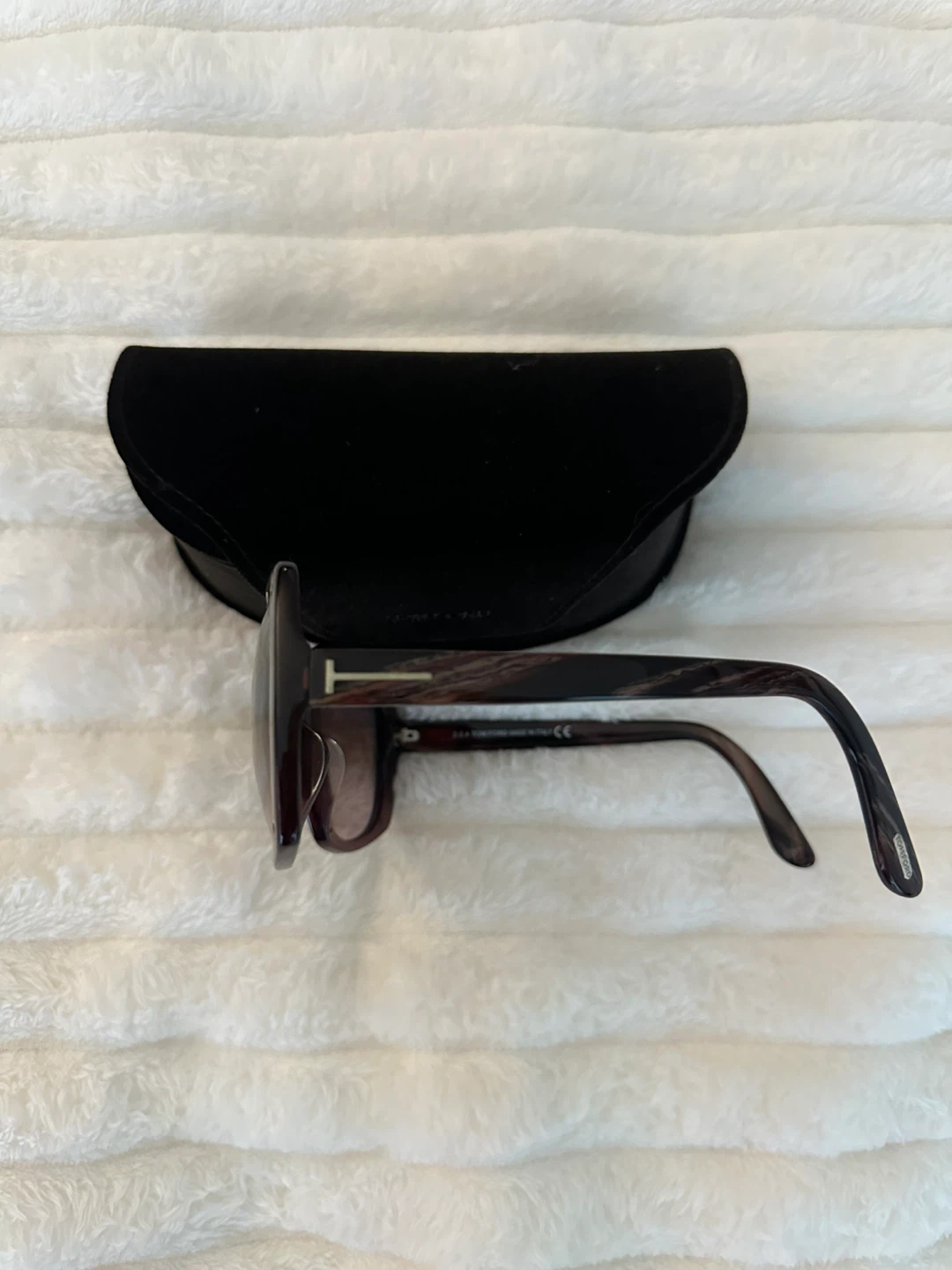 Tom Ford Sunglasses with Case - photo 3