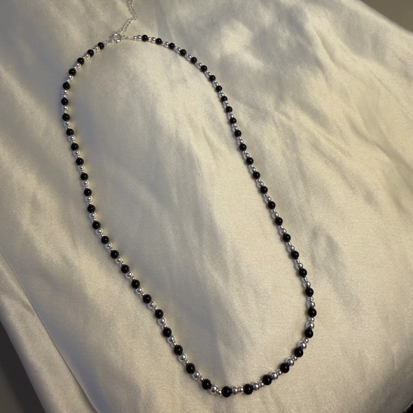 Black and Silver Beaded Necklace - photo 4