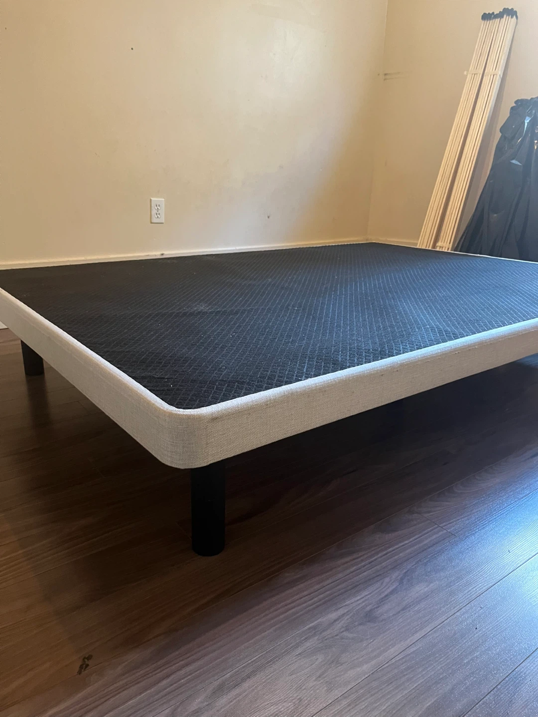 Full size minimalist bed frame