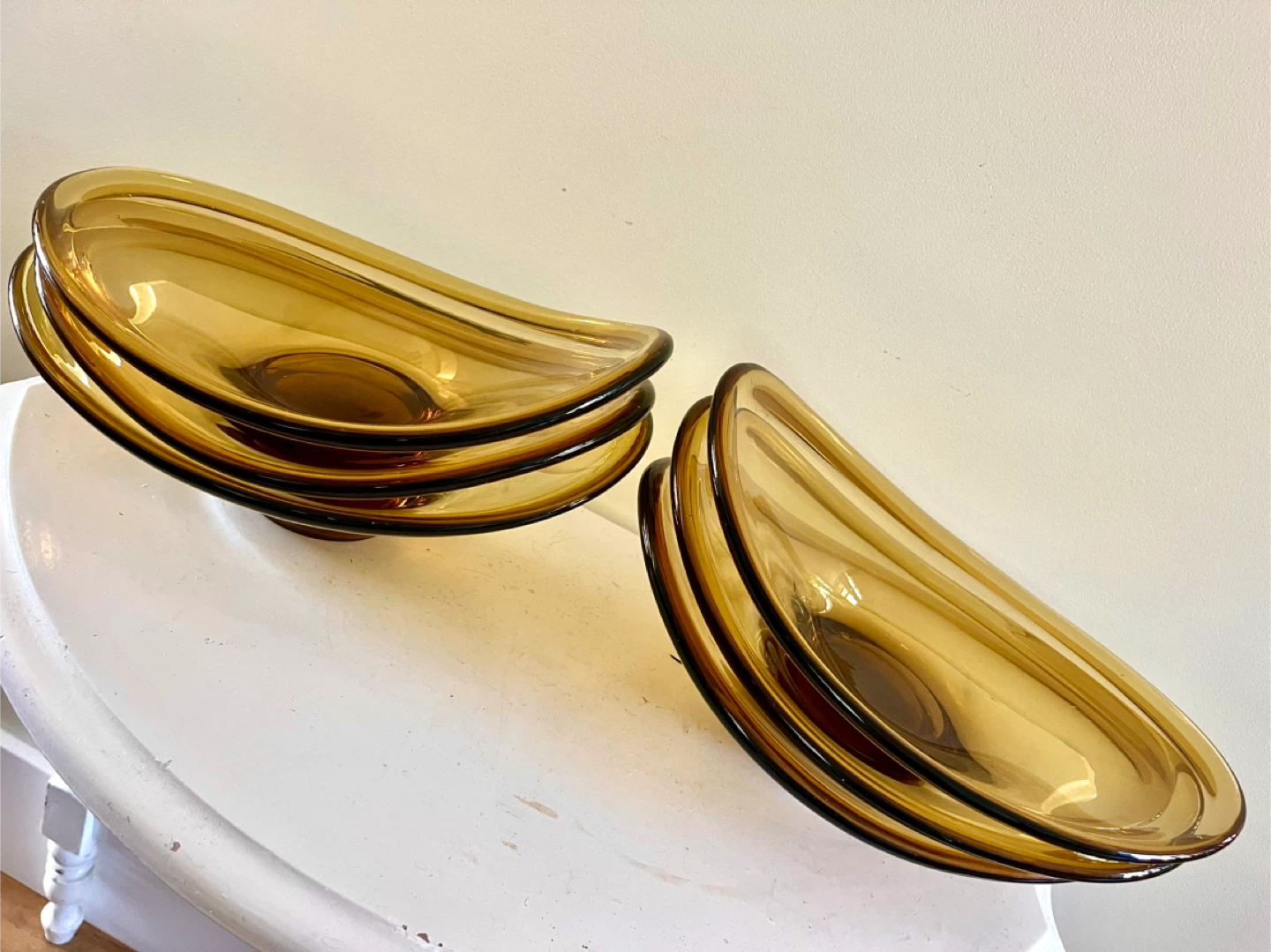 6 Danish MCM Amber Glass Bowls - photo 2