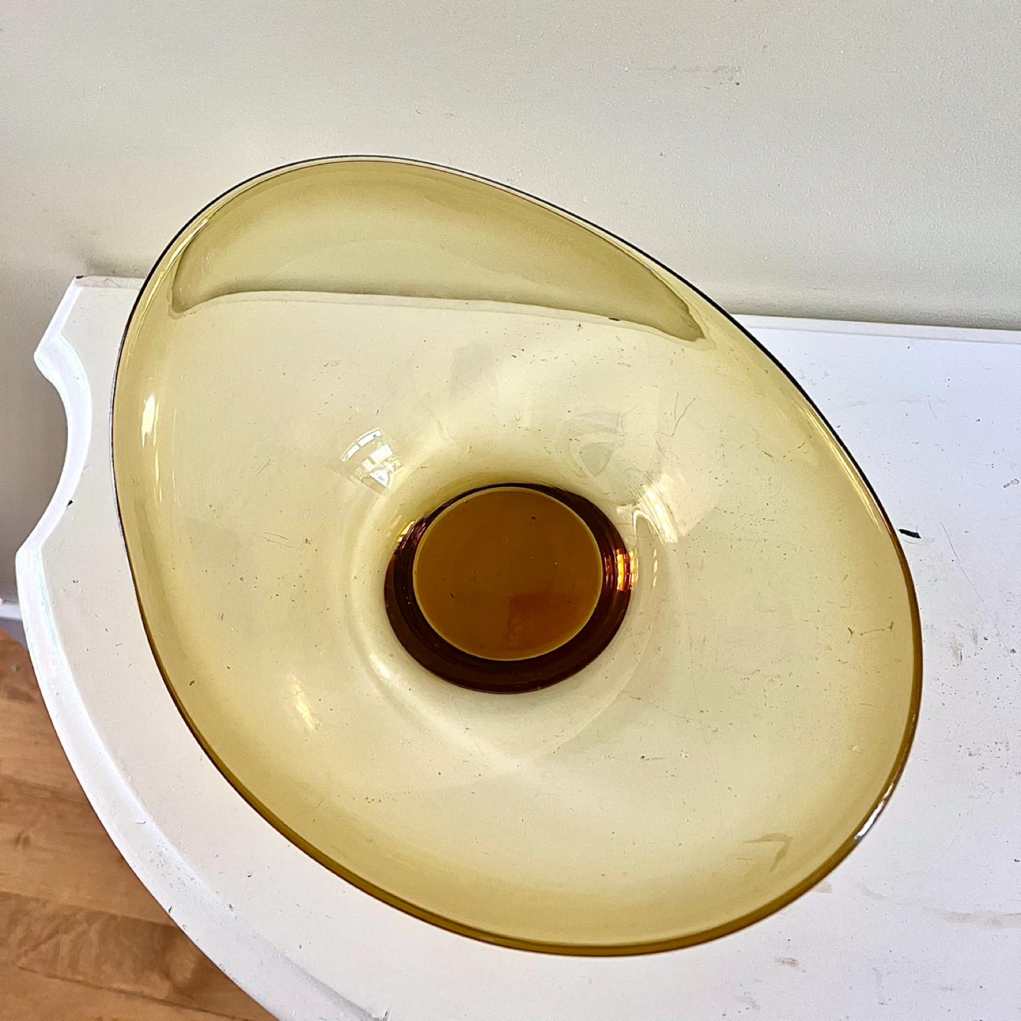 6 Danish MCM Amber Glass Bowls - photo 5