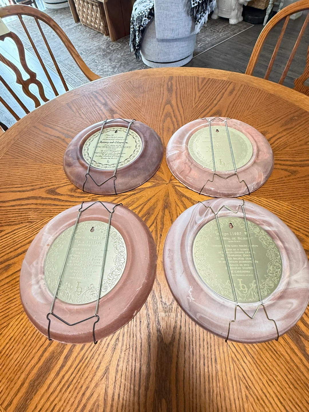 Set of 4 Vintage Incolay Stone Cameo Plates - photo 2