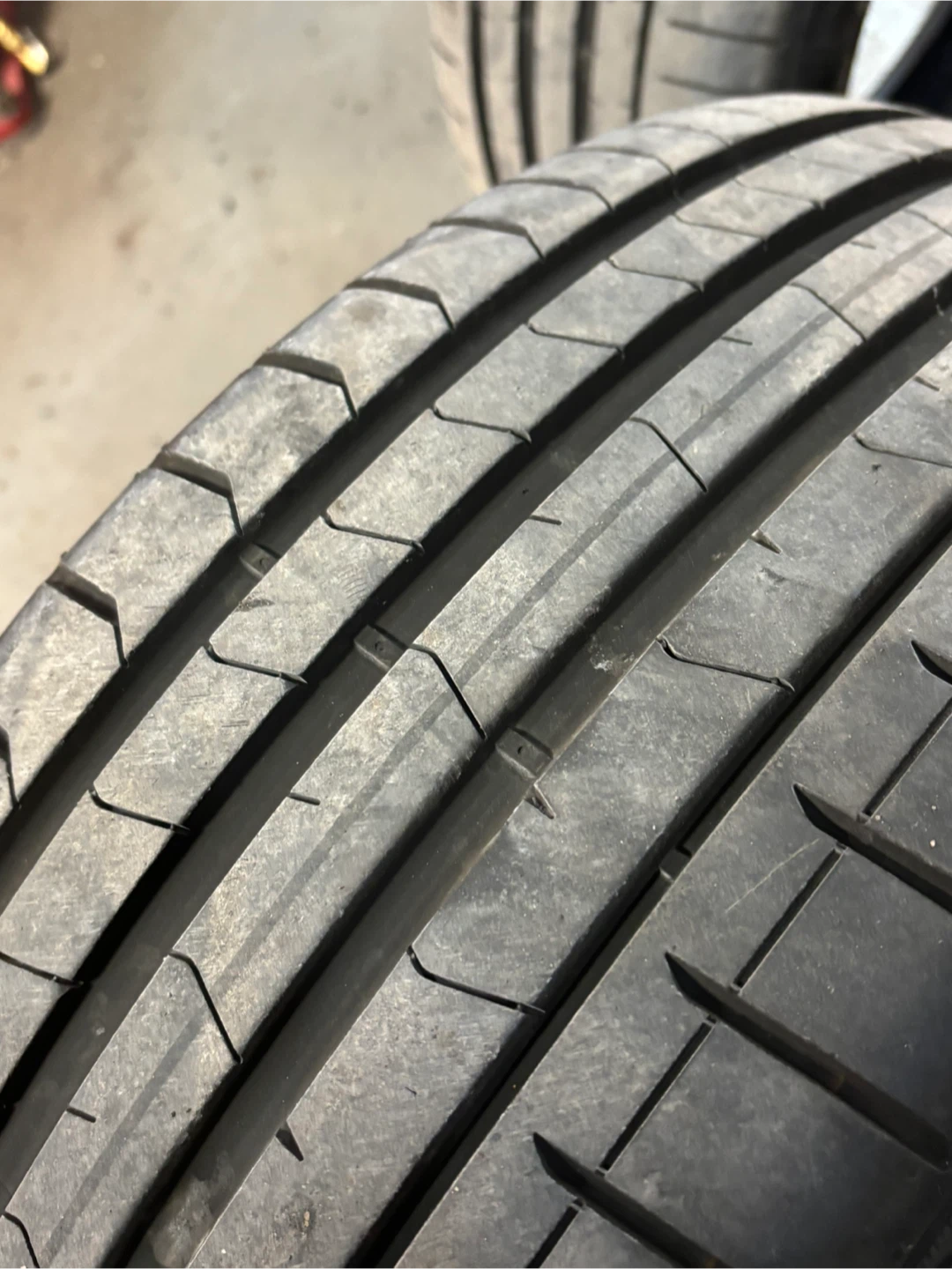 Pirelli P Zero Run-Flat Tires (Staggered Set) - photo 4