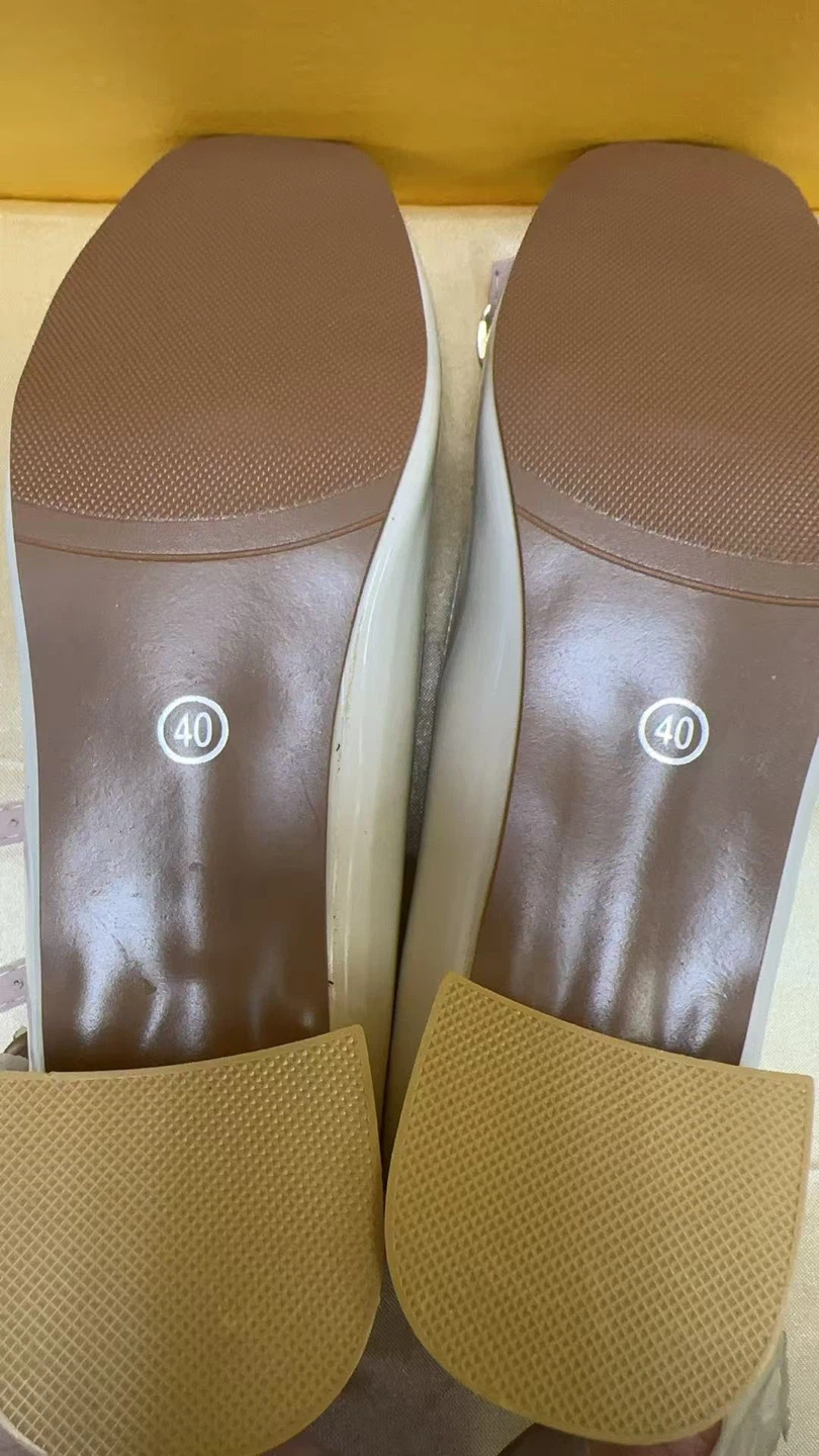 White  Heels - Size 40 - photo 3