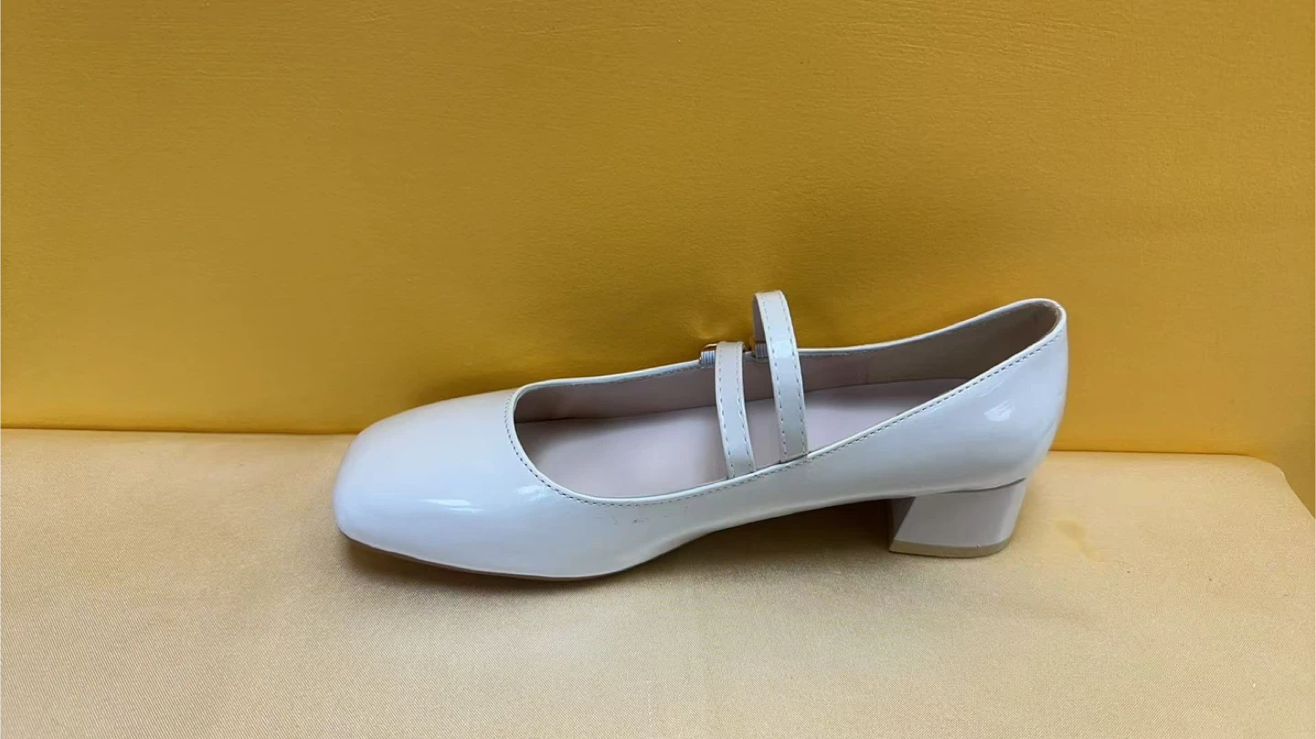 White  Heels - Size 40 - photo 2