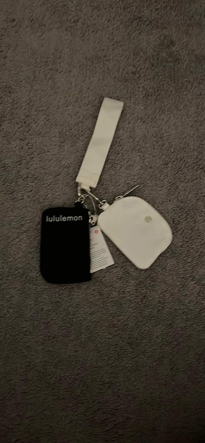 Lululemon Dual Pouch Wristlet - photo 3