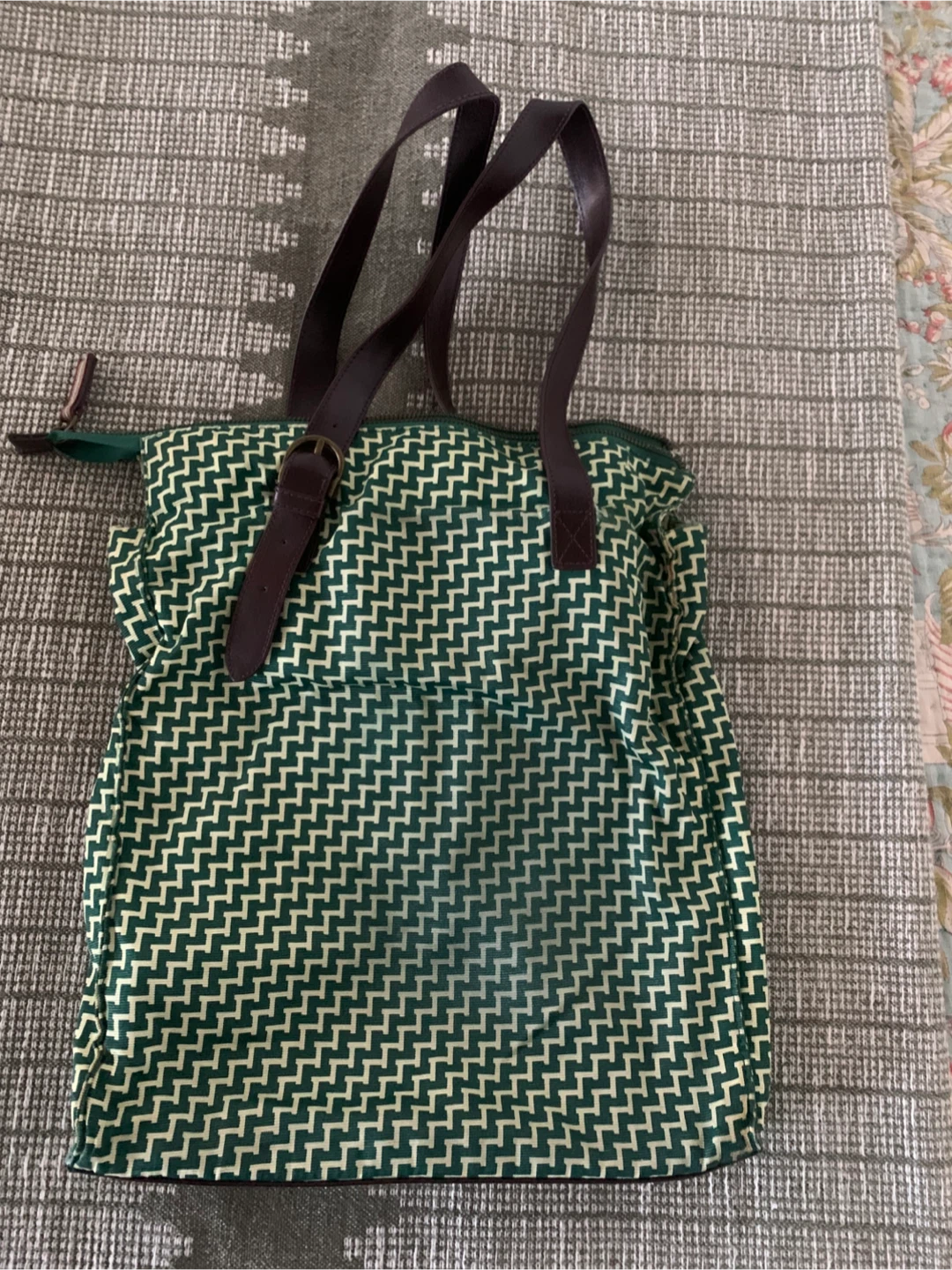 MOULINETTE SOEURS Green Chevron Pattern Tote Bag - photo 2