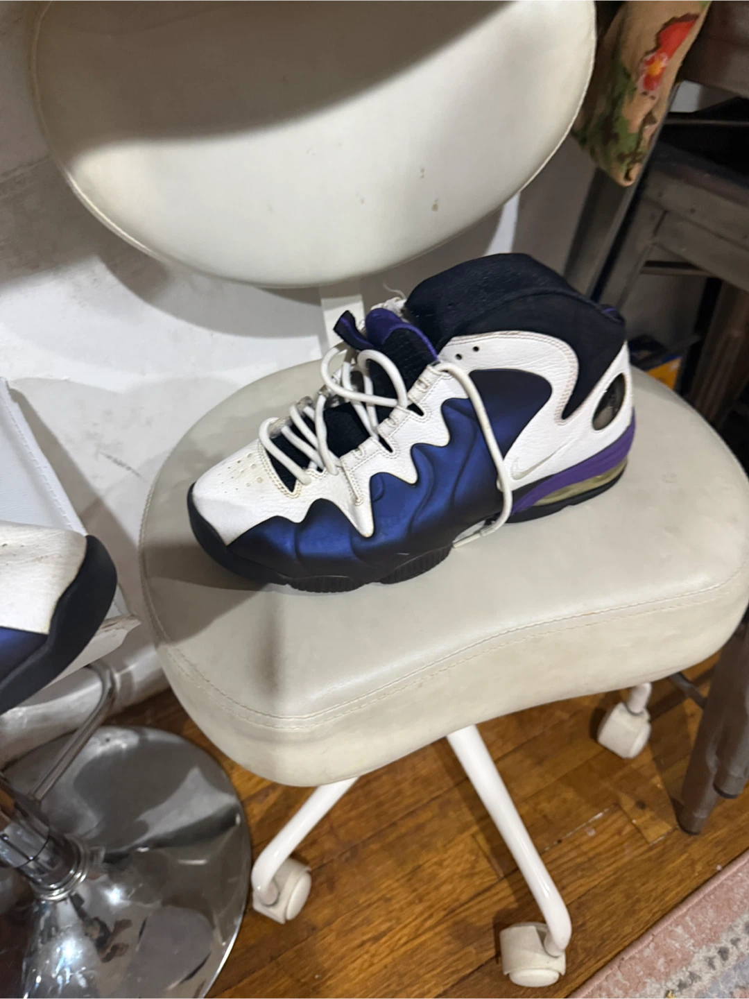 Nike Air Max Penny IV Men's Basketball Shoes - photo 4