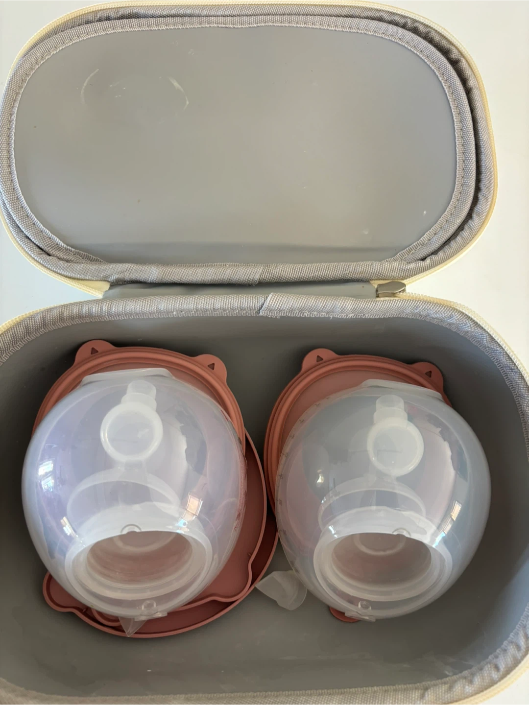 Momcozy V1 Pro Electric Double Breast Pump - photo 2