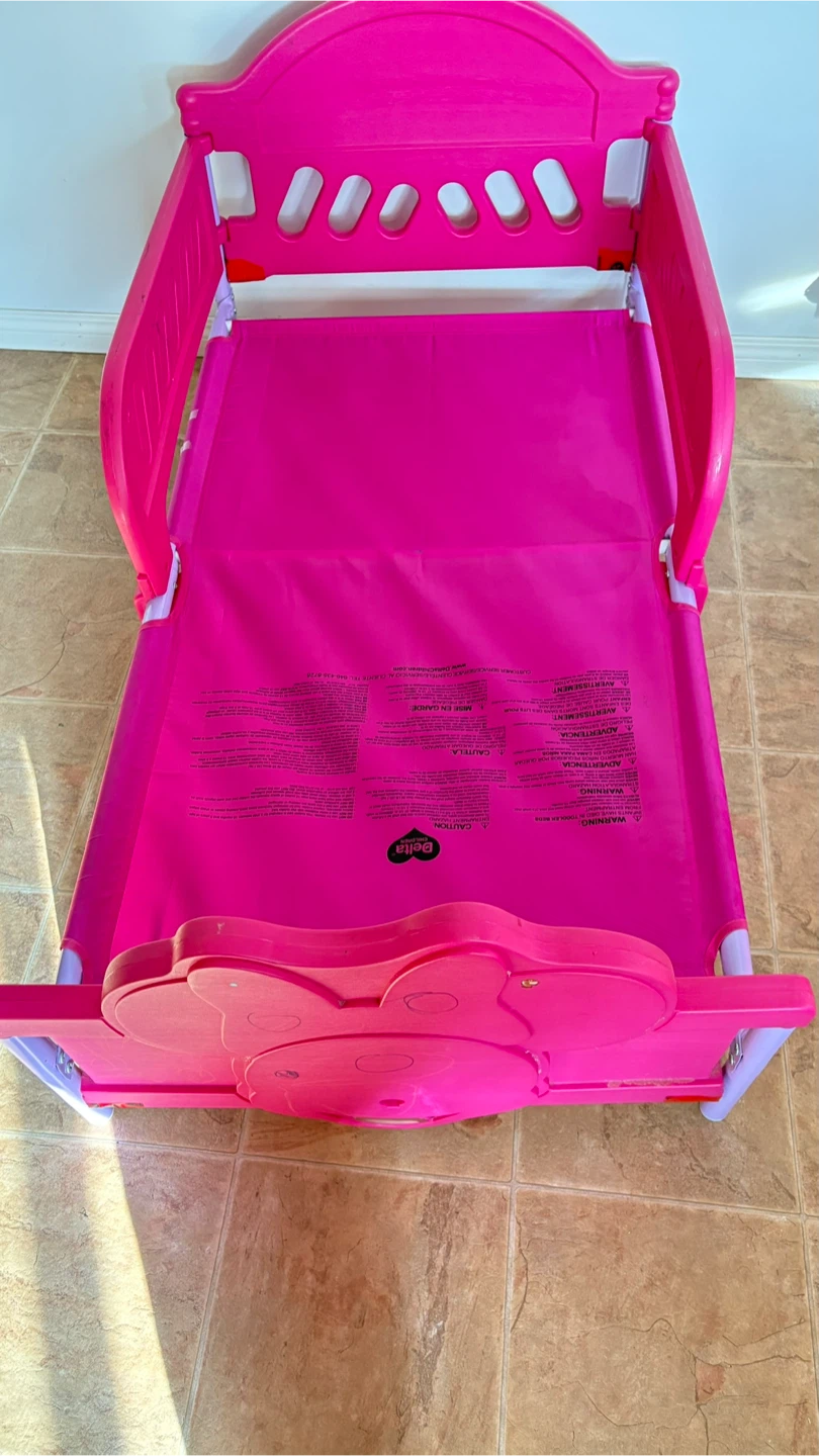 Toddler Bed - Minnie Mouse Pink