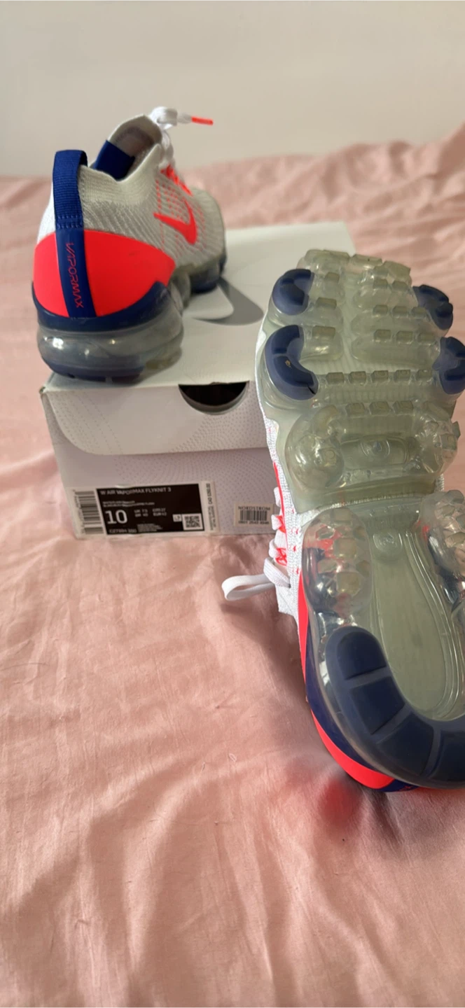Nike Air VaporMax Flyknit 3 Women's Running Shoes Size 10