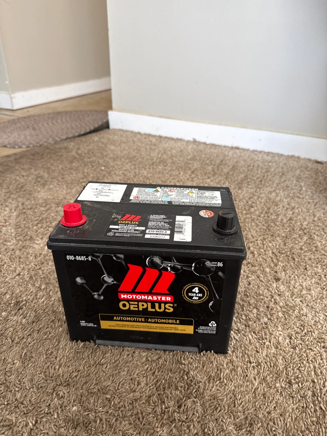 Motomaster OEPlus Automotive Battery 010-8685-8
