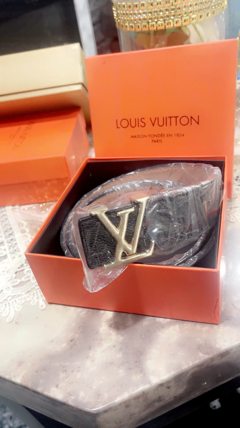 Louis Vuitton Black Monogram Belt size 45” - photo 4