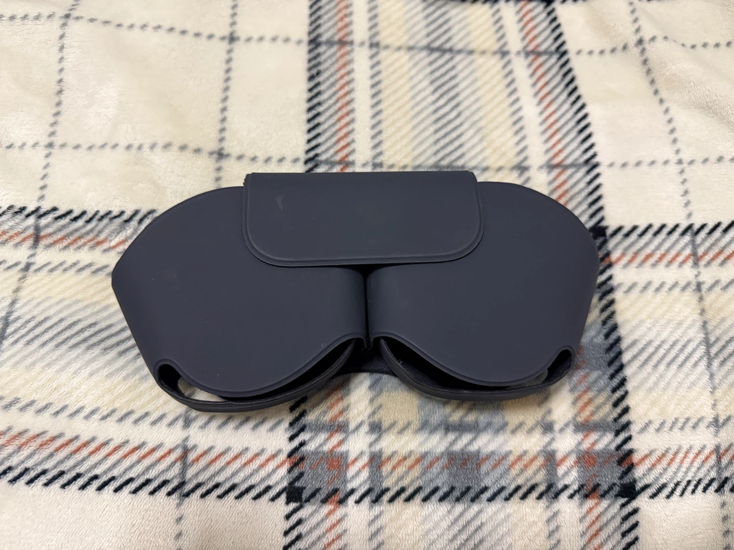 Apple AirPods Max Smart Case
