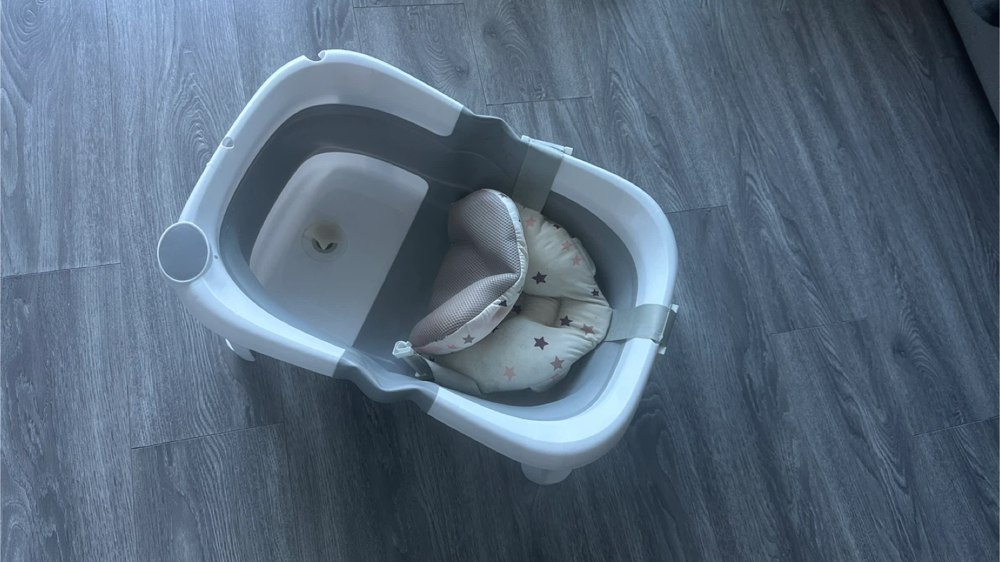 Collapsible Baby Bathtub with Cushion - photo 5