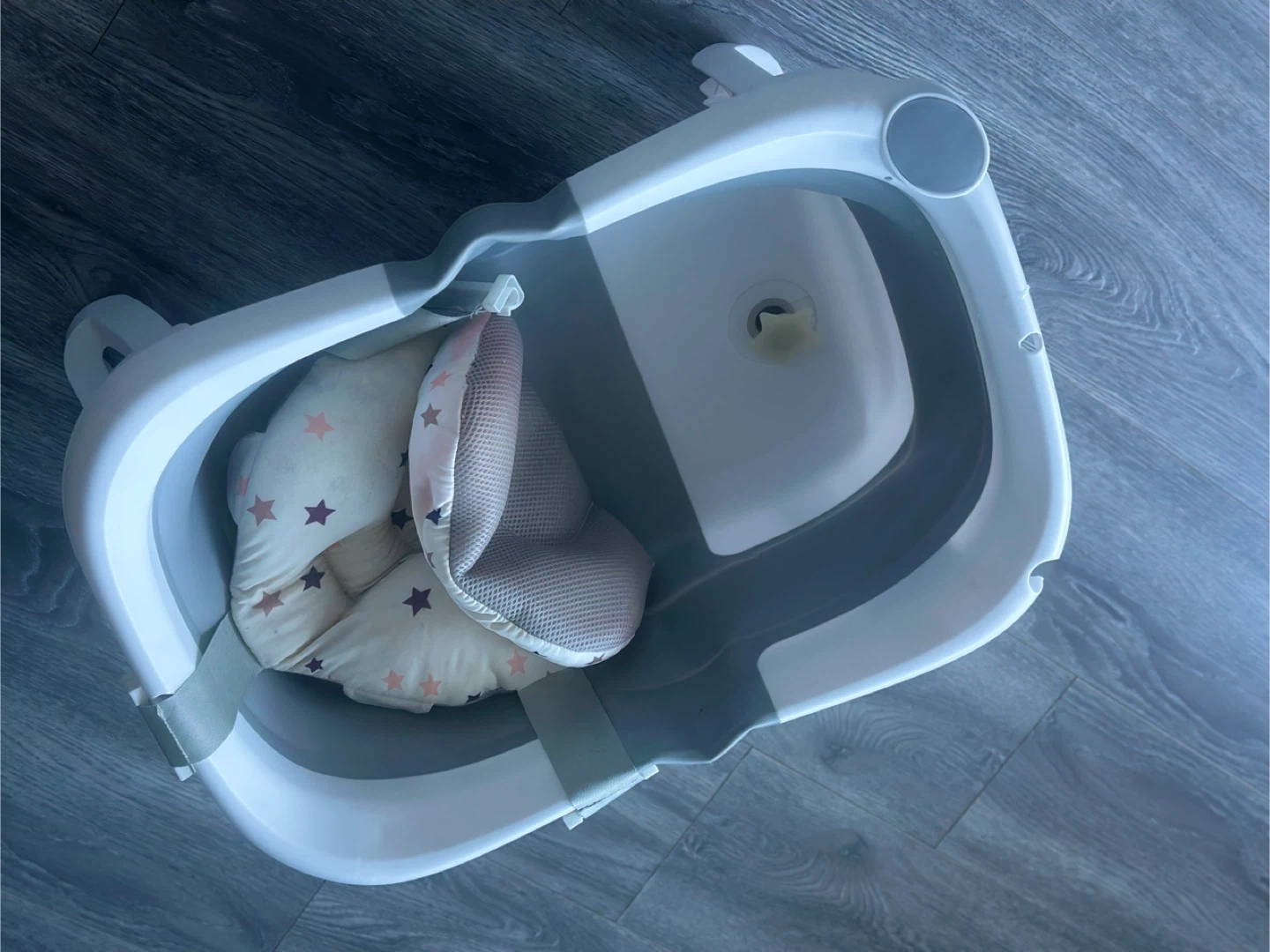 Collapsible Baby Bathtub with Cushion - photo 3